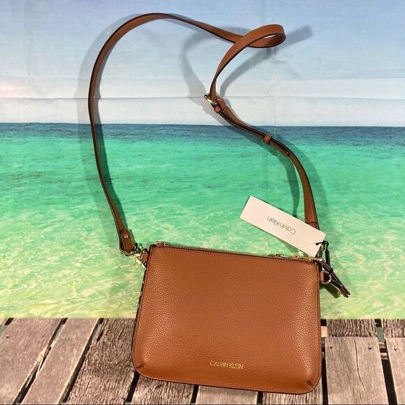 Calvin Klein Multicolor Logo Crossbody Bag - Picture 2 of 6